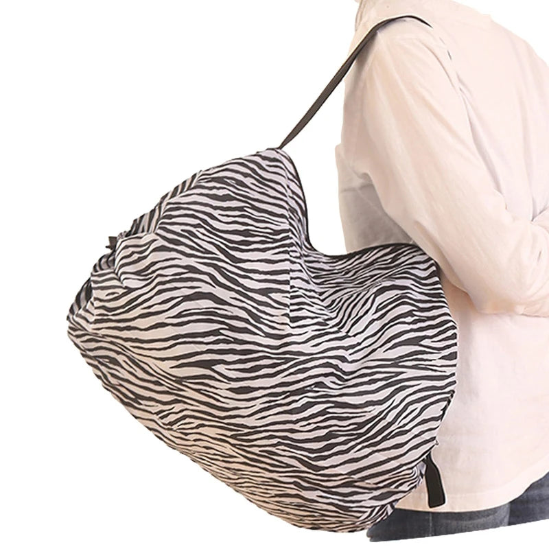1pc Foldable Shopping Bags Foldable Storage Bag With Handle Portable Travel Camouflage Handbags Large Capacity Nylon Bag