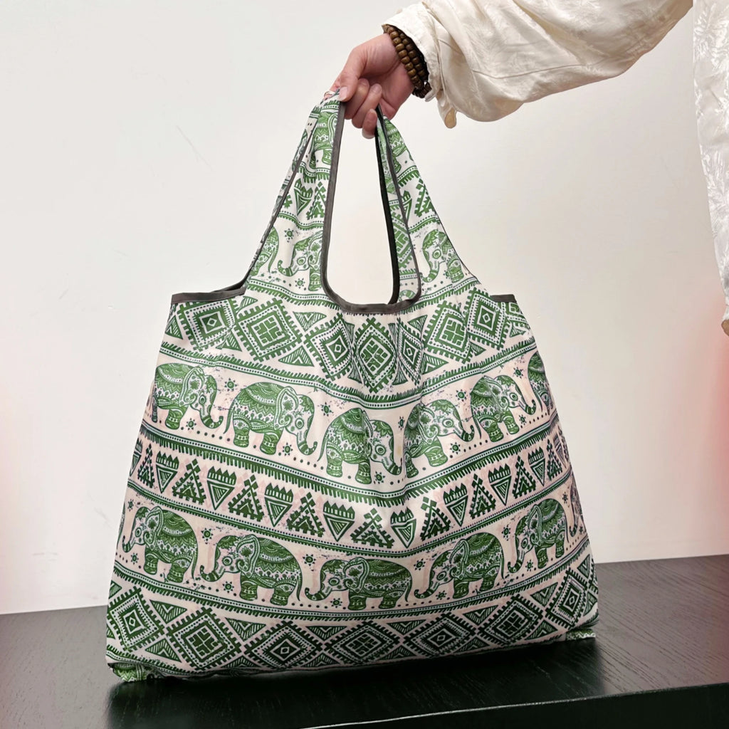 Tote Bag Large Capacity Tote Bag, Reusable, Portable, Eco-Friendly, Lightweight Shopping Bag with Printed Pattern, Foldable Outdoor Handbag for Camping and Travel