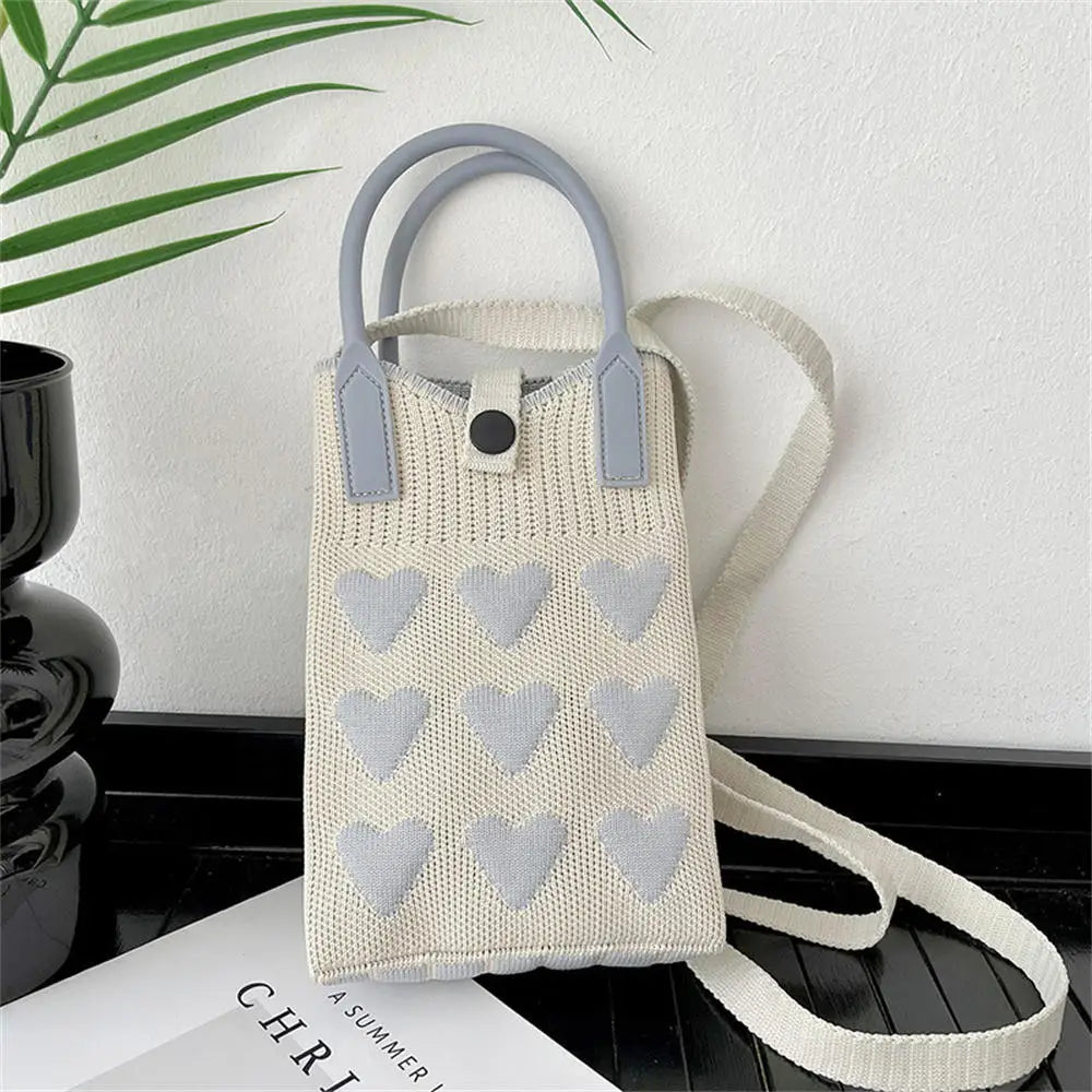 Korean Fashion Heart Knitted Mini Square Handbag for Women Small Mobile Phone Shoulder Bags Girls Cute Outdoor Crossbody Bags